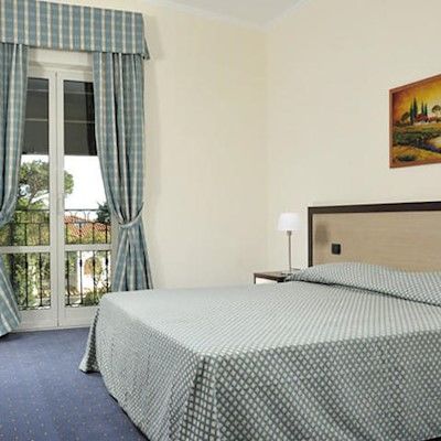 La Rocchetta 3* Roma